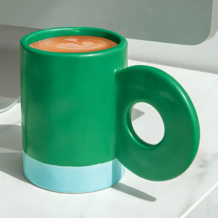 Mug bicolore vert en céramique avec anse ronde