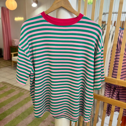 t shirt marinière rose et vert vue de face