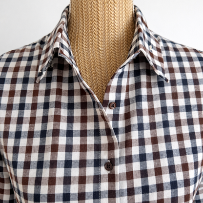 zoom col chemise carreaux bleu et marron