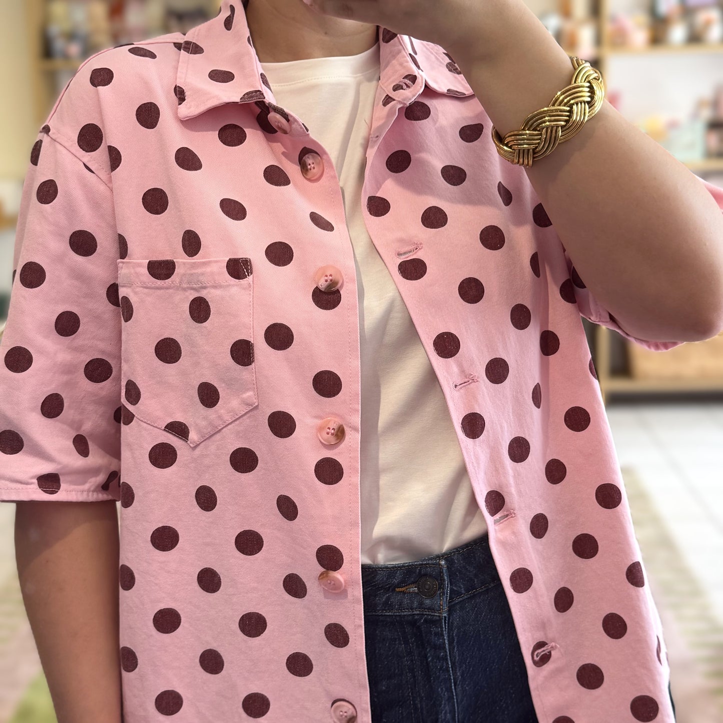 chemise manche courte rose à pois bordeaux en coton