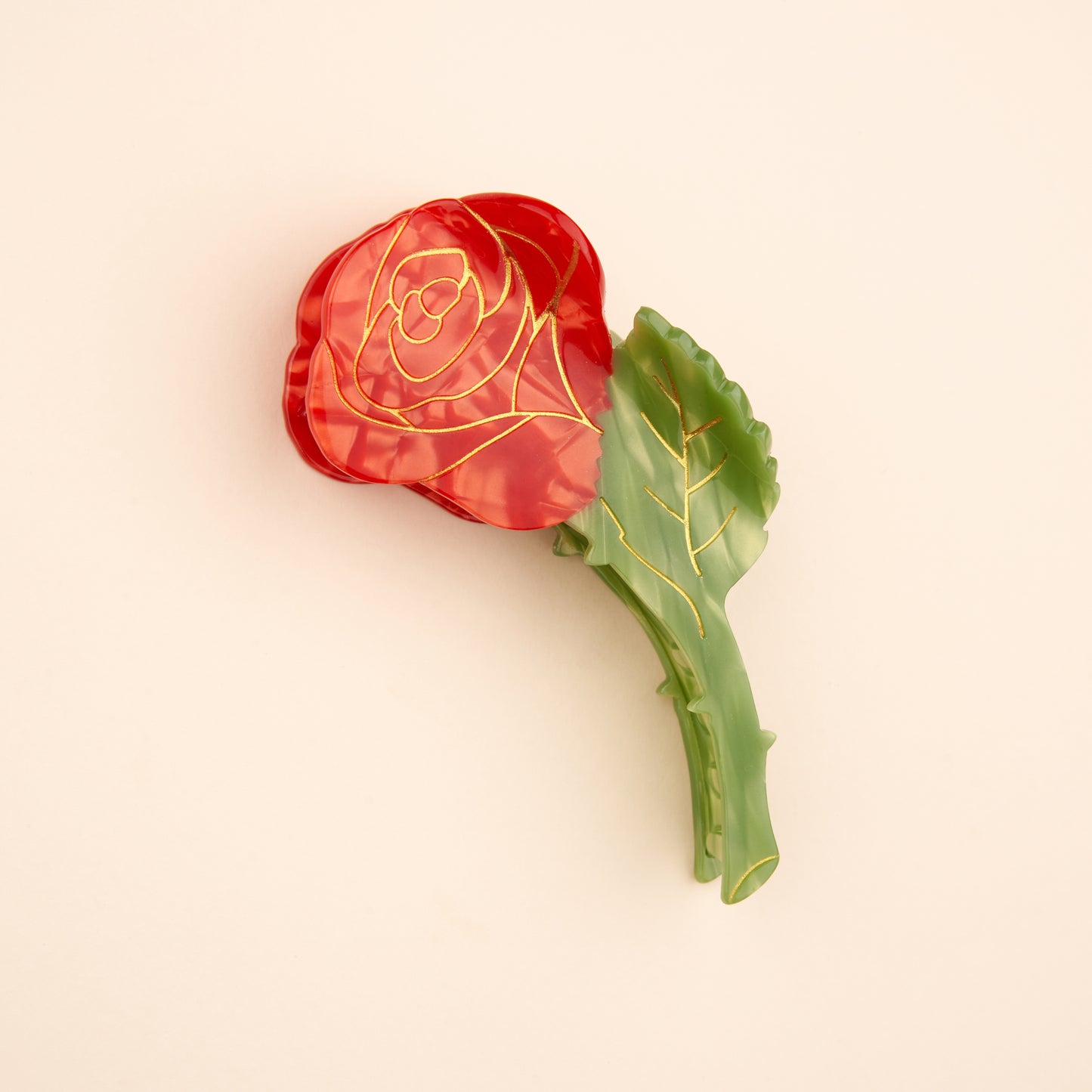 zoom sur pince cheveux en forme de rose