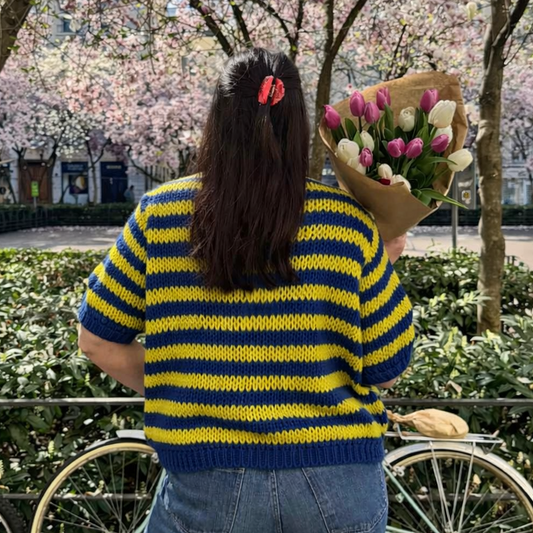 pull manche courte jaune et bleu made in Italie vue de dos