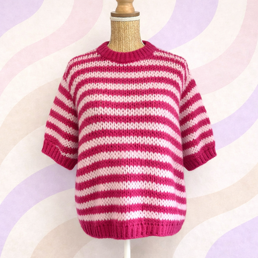 pull rayures manche courte rose et blanc - en situation sur un buste