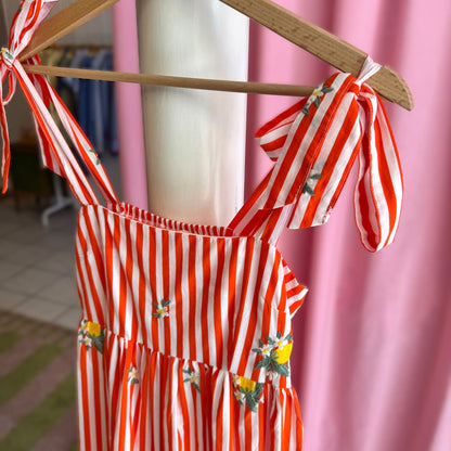 zoom sur détails robe dolce vita rouge
