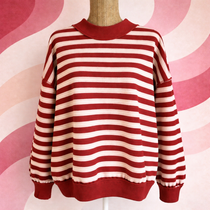 sweat douillet rayures rouge et blanc en porté sur un buste