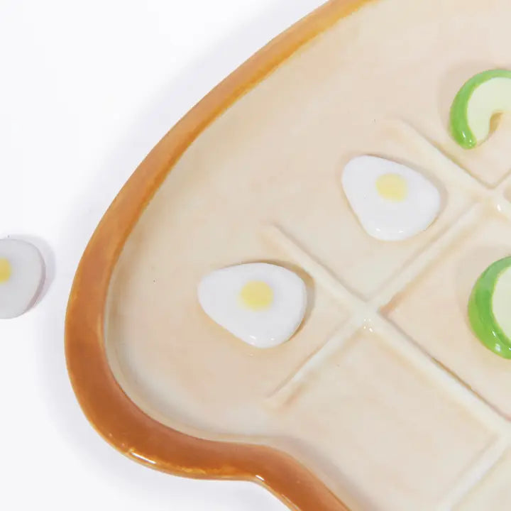Détail du jeu Tic Tac Toe avocat et œuf en céramique