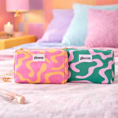 trousse maquillage motif retro mise en situation