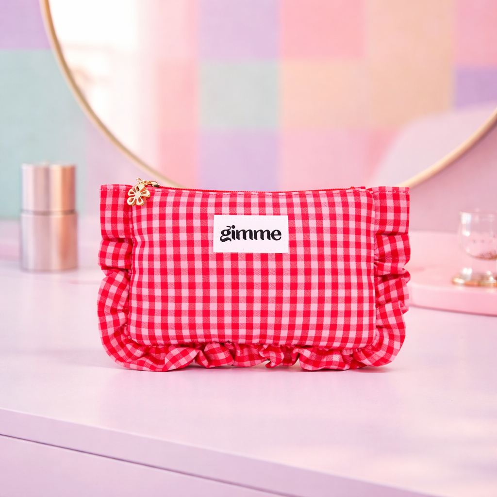 trousse vichy rouge mise en situation